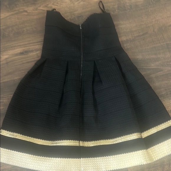 Sans Souci Black and Gold Strapless Dress - Picture 4 of 4